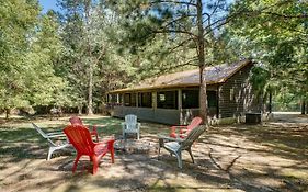 Private Broken Bow Cabin With Hot Tub And Gazebo!